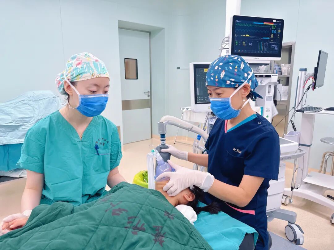 醫(yī)心向黨，“四好”先鋒 | 踐行“四好”標(biāo)準(zhǔn)，彰顯黨員擔(dān)當(dāng)——記中央和國家機關(guān)“四好”黨員楊冬