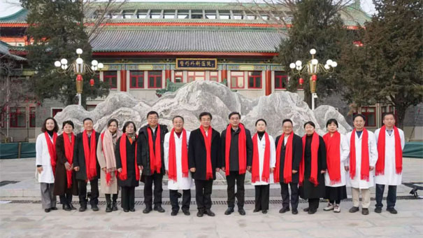 首都除夕 護衛(wèi)健康｜節(jié)前慰問送關懷 歲寒情真暖人心