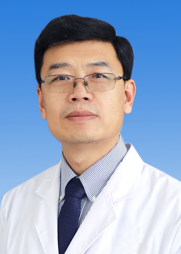 潘東亮（知名專家）