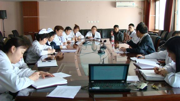 兩學(xué)一做 院黨委下發(fā)《兩學(xué)一做》實施方案并進(jìn)行動員2.jpg